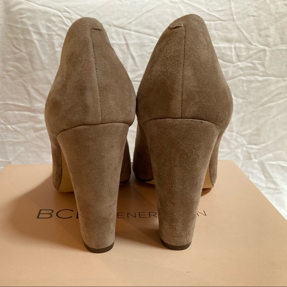 BCBGeneration Suede Taupe Pumps, size 6.5 - Picture 3 of 5